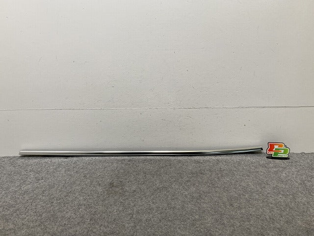 新品!X1 E84 純正 左 リア ドア ベルトモール 51352990879 メッキ BMW(147022)