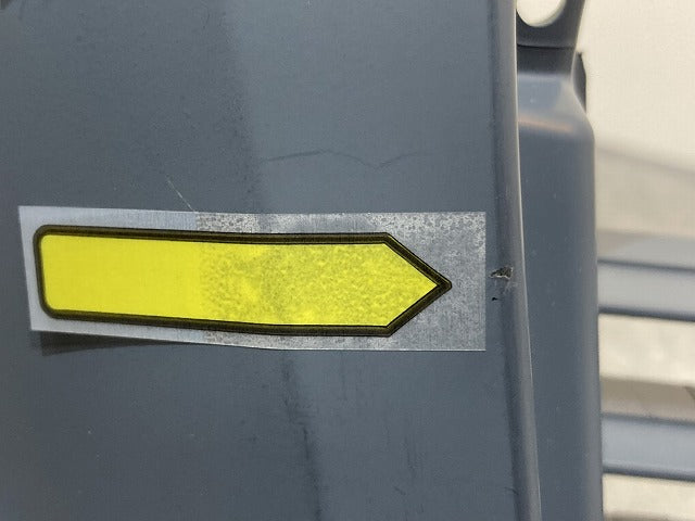 新品!A4(B7) 8E系 純正 フロント バンパー 8E0 807 437 AG 8E0807437AG サフ アウディ(147046)
