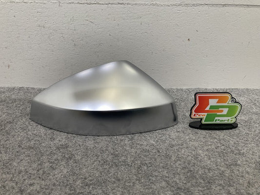 新品!A3 8V系 純正 右ドアミラー カバー 8V0.857.528.A/C 8V0857528A3Q7 メッキ アウディ(147078)