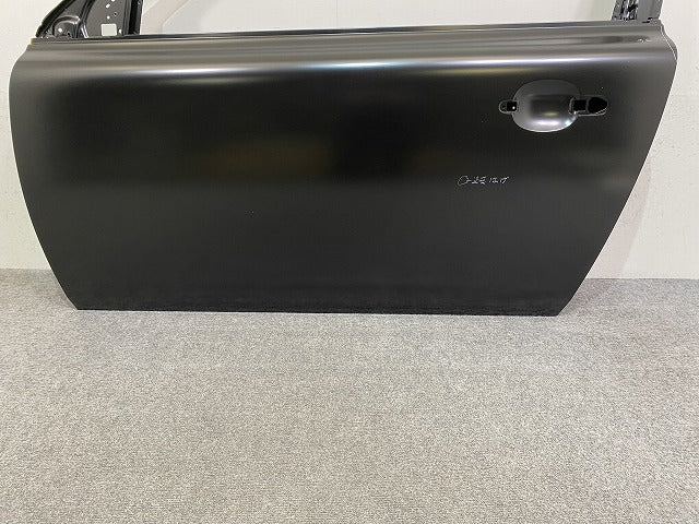 新品!C30 MB系ボルボ/VOLVO 純正 左 フロント ドア 31335483 V31335483 サフ ボルボ(147080)