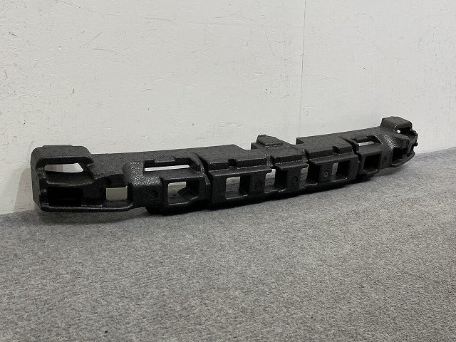 新品!パサート/B6 3C系  純正 フロント バンパー アブソーバー フォーム 3C0 807 248 C 3C0807248C ブラック フォルクスワーゲン(147090)