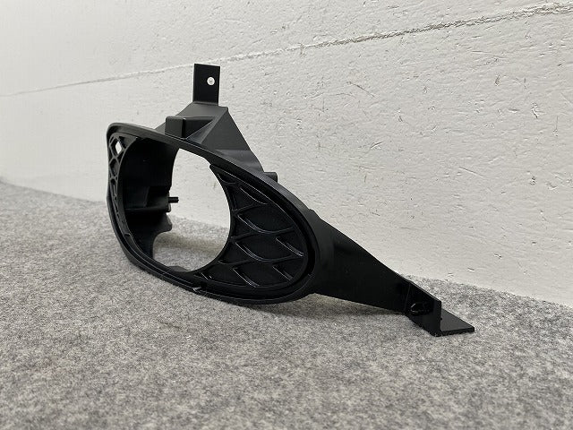 新品!CLSクラス W219/C219 純正 右 フロント フォグカバー A 219 885 10 23 A2198851023 未塗装 メルセデスベンツ(147094)