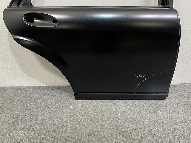 新品!CLSクラス W221 純正 右 リア ドア 221 730 04 05 28 A221730040528 サフ メルセデスベンツ(147097)