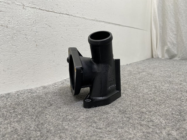 新品!Vクラス W638 純正  サーモスタット ハウジング 021121117A A0002030061 未塗装 メルセデスベンツ(147104)