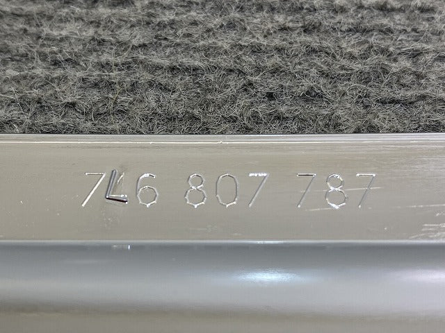 新品!トゥアレグ 7L系/2003-2010 純正 リア バンパー メッキモール 7L6 807 787 7L68077878Z8 メッキ フォルクスワーゲン(147110)