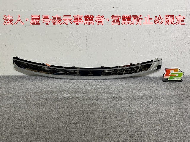 新品!トゥアレグ 7L系/2003-2010 純正 リア バンパー メッキモール 7L6 807 787 7L68077878Z8 メッキ フォルクスワーゲン(147112)