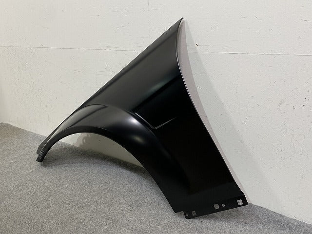 新品!C63 AMG W204 純正 左 フロント フェンダー 204 880 07 18 2048800718 サフ メルセデスベンツ(147116)