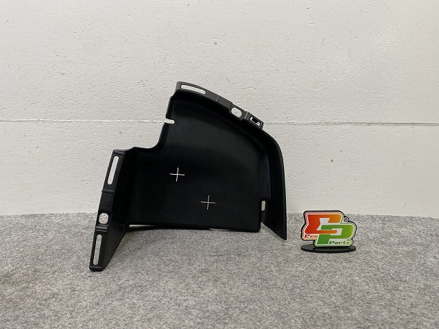 新品!GLCクラス W253/C253 純正 右 リア バンパー エア ガイド A 253 885 57 05 A2538855705 未塗装 メルセデスベンツ(147117)