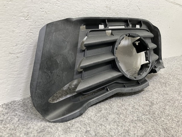 新品!Cクラス W204 純正 左 フロント フォグカバー A 204 885 01 23 A2048850123 未塗装 メルセデスベンツ(147123)