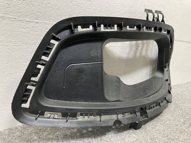 新品!CLAクラス C117 純正 フロント 右 エアダクト A 117 885 00 63 A1178850063 素地 メルセデスベンツ(147131)
