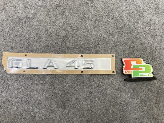 新品!GLAクラス X156 純正  エンブレム/オーナメント A1568170015 メッキ メルセデスベンツ(147139)
