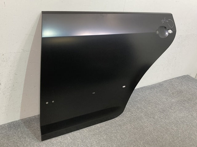 新品!ゴルフプラス 1KVW 純正 左 リア ドア アウターパネル 5M0833105B 未塗装 フォルクスワーゲン(147145)