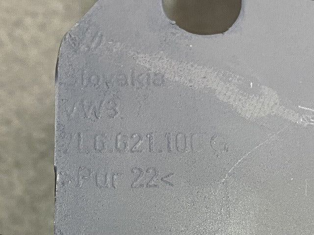 新品!トゥアレグ 7L系 純正 右 フロント フェンダー 7L6.621.106 G 7L6821102N サフ フォルクスワーゲン(147157)