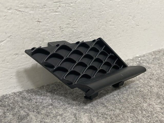 新品!GLクラス X166 純正 リア バンパー カバー/牽引フックカバー A 166 885 20 23 A1668852023 素地 メルセデスベンツ(147159)