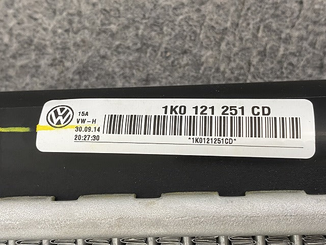 新品!A3 S3 2009-2014 純正  ラジエーター 1K0 121 251 CD 1K0121251CD アウディ(147162)