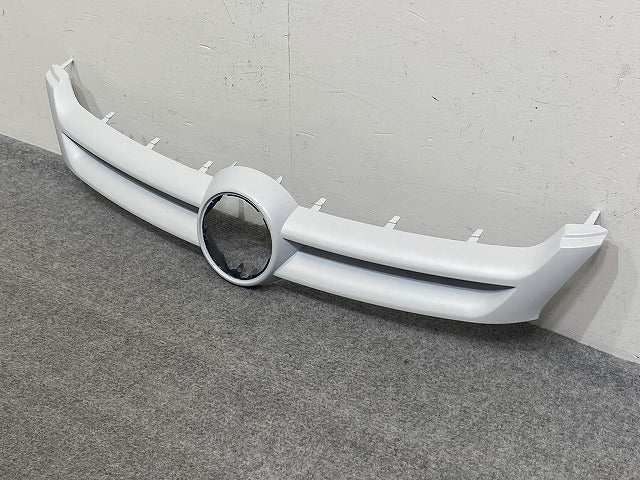 新品!ゴルフプラス 1K系 純正 フロント グリル/ラジエーターグリル 5M0.853.655 A 5M0853651AGRU サフ フォルクスワーゲン(147190)