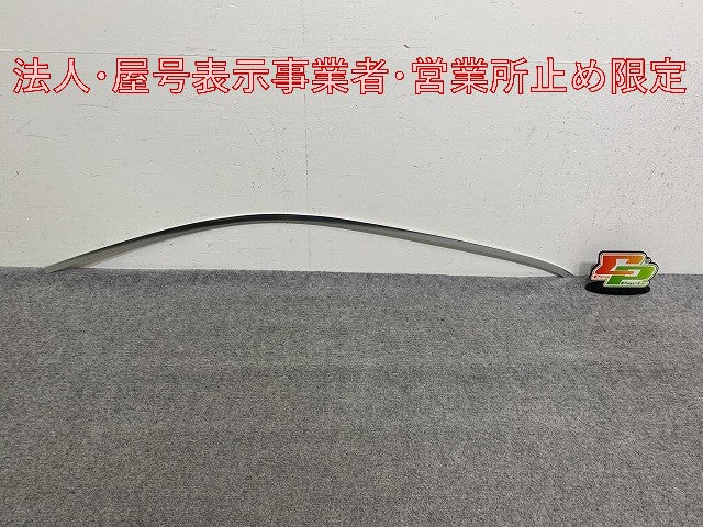 新品!GLCクラス X253 純正 右 フロント ドア ウィンドウ フレーム/アッパー フレーム A253 725 0282 A2537250282 メッキ(147198)
