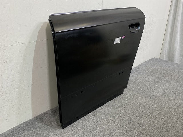 新品!A4(B6) 8E系 純正 左 リア ドア 8E0 833 051 J 8E0833051J 未塗装 アウディ(147207)