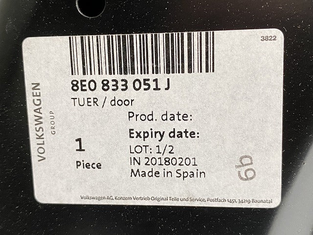 新品!A4(B6) 8E系 純正 左 リア ドア 8E0 833 051 J 8E0833051J 未塗装 アウディ(147208)