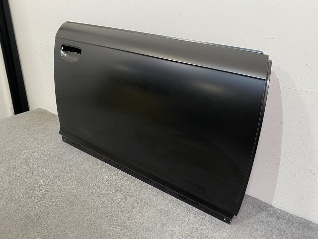 新品!A6(C6) 4F 純正 右 フロント ドア 4F0 831 052 F 4F0831052F 未塗装 アウディ(147209)