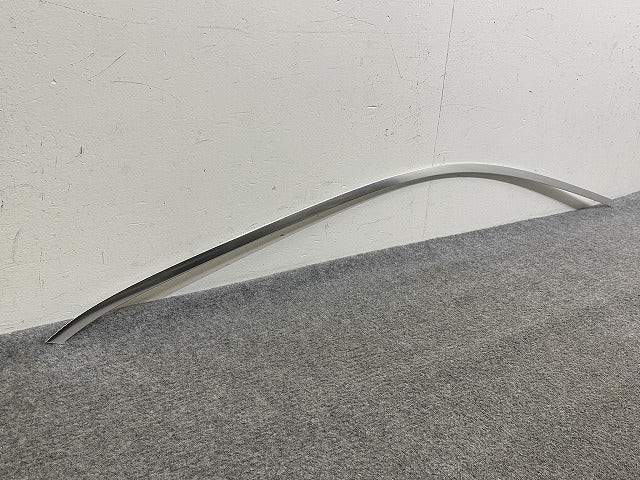 新品!GLCクラス C253 純正 左 フロント ドア アッパー モール A253 725 0182 A2537250182 メッキ メルセデスベンツ(147211)