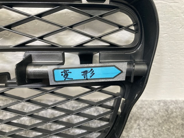 新品!トゥアレグ 7L系 フロント グリル/ラジエーターグリル 7L6 853 678 A 7L6853678A9B9 素地 フォルクスワーゲン(147230)