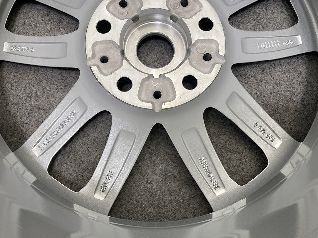 新品!ミニ クロスオーバー(F60) 純正 ホイール 1本のみ 17x7J/ET50/5穴 5H/PCD120/ハブ径72mm 36 10 9 811 730 36109811730 MINI(147232)