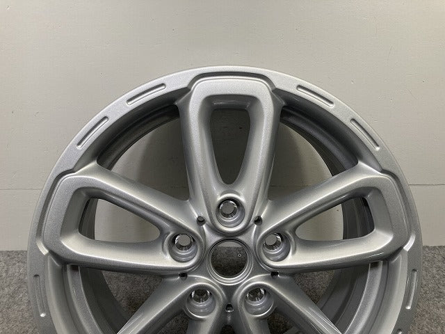 新品!ミニ クロスオーバー(F60) 純正 ホイール 1本のみ 17x7J/ET50/5穴 5H/PCD120/ハブ径72mm 36 10 9 811 730 36109811730 MINI(147233)