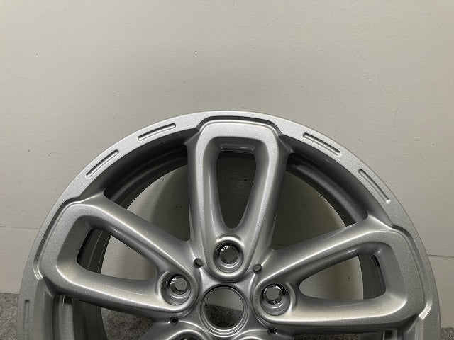 新品!ミニ クロスオーバー(F60) 純正 ホイール 1本のみ 17x7J/ET50/5穴 5H/PCD120/ハブ径72mm 36 10 9 811 730 36109811730 MINI(147236)