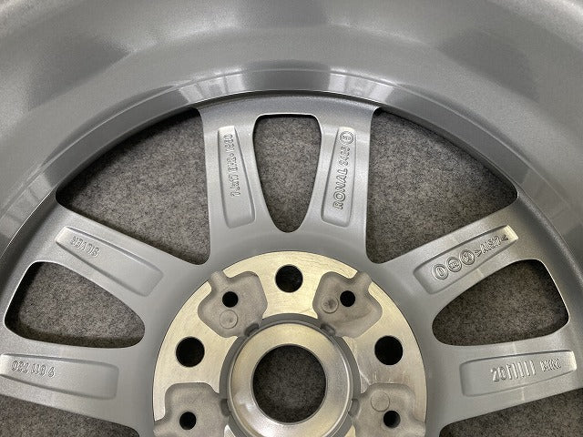 新品!ミニ クロスオーバー(F60) 純正 ホイール 1本のみ 17x7J/ET50/5穴 5H/PCD120/ハブ径72mm 36 10 9 811 730 36109811730 MINI(147236)