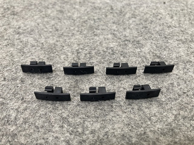 新品!Cクラス W203 純正 左 フロント ドア モール A 203 690 4962 A20369049629999 サフ メルセデスベンツ(147249)