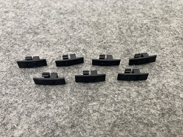 新品!Cクラス W203 純正 左 フロント ドア モール A 203 690 4962 A20369049629999 サフ メルセデスベンツ(147250)