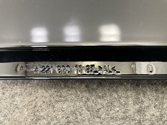 新品!Sクラス W221 純正 左 フロント ドア Bピラー  A221 690 11 87 A2216901187 ブラック ソリッド メルセデスベンツ(147255)