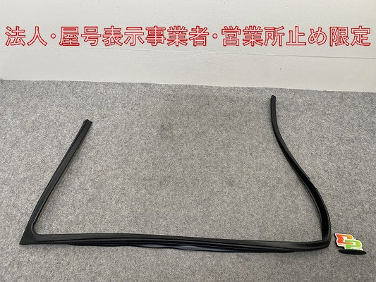 新品!3シリーズ E36 純正 右 フロント ドア ウィンドウ ガイド 51328213982 BMW(147269)