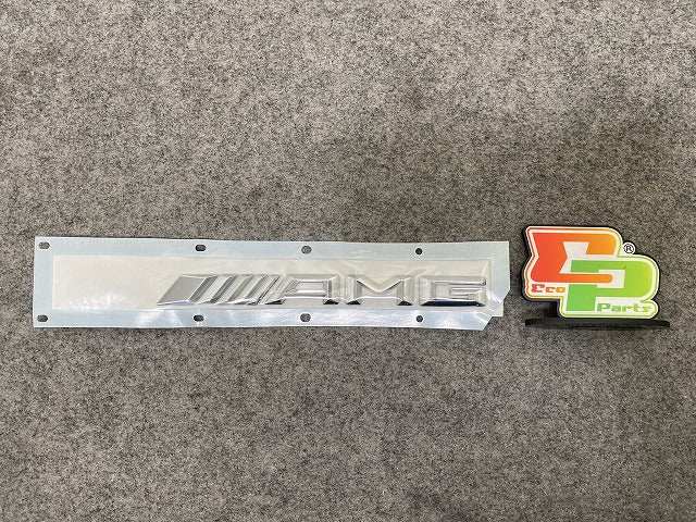 新品!GLAクラス X156 純正 リア エンブレム/オーナメント A1568170014 メッキ メルセデスベンツ(147273)