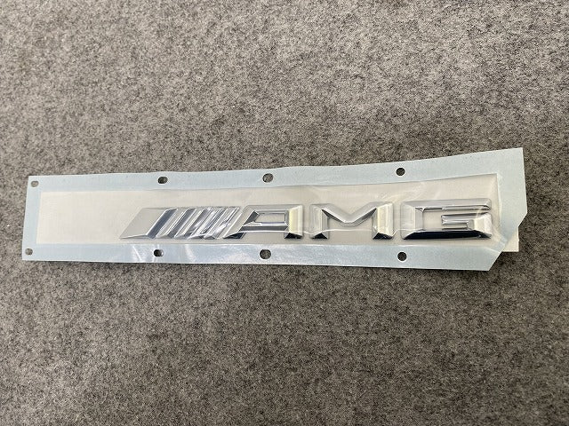 新品!GLAクラス X156 純正 リア エンブレム/オーナメント A1568170014 メッキ メルセデスベンツ(147273)