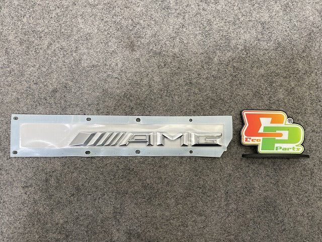 新品!GLAクラス X156 純正 リア エンブレム/オーナメント A1568170014 メッキ メルセデスベンツ(147274)