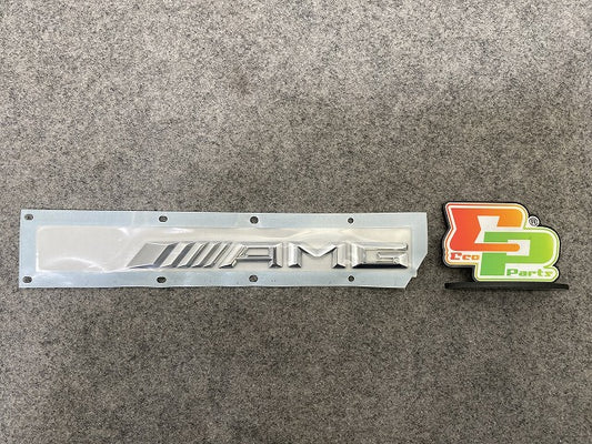 新品!GLAクラス X156 純正 リア エンブレム/オーナメント A1568170014 メッキ メルセデスベンツ(147274)
