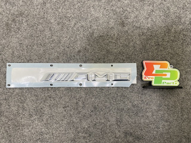 新品!GLAクラス X156 純正 リア エンブレム/オーナメント A1568170014 メッキ メルセデスベンツ(147275)