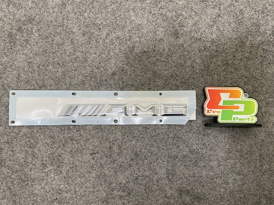 新品!GLAクラス X156 純正 リア エンブレム/オーナメント A1568170014 メッキ メルセデスベンツ(147275)