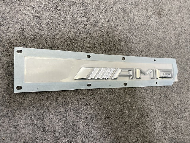 新品!GLAクラス X156 純正 リア エンブレム/オーナメント A1568170014 メッキ メルセデスベンツ(147275)