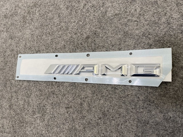 新品!GLAクラス X156 純正 リア エンブレム/オーナメント A1568170014 メッキ メルセデスベンツ(147275)