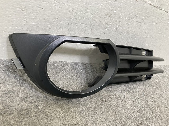 新品!A3 8P系 純正 右 フロント バンパー グリル 8P4 807 682B 8P4807682B 素地 アウディ(147293)