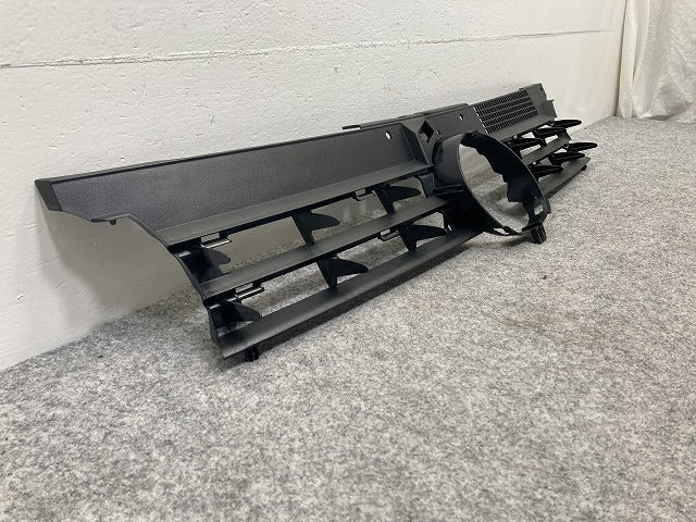 新品!ゴルフ4/GOLFⅣ 1J系 純正 フロント グリル/ラジエーターグリル 1J0853655/51 1J0853655G01C 素地 フォルクスワーゲン(147298)