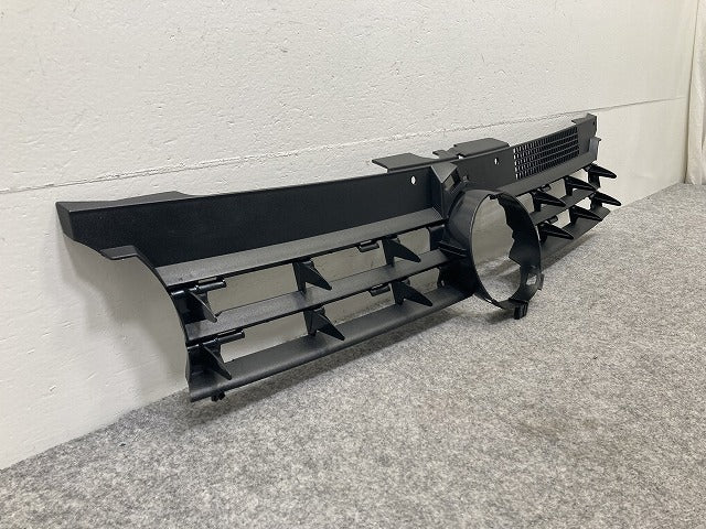 新品!ゴルフ4/GOLFⅣ 1J系 純正 フロント グリル/ラジエーターグリル 1J0853655/51 1J0853655G01C 素地 フォルクスワーゲン(147299)