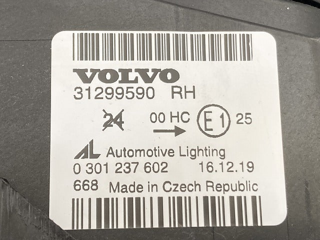 新品!S40/V50 純正 右 ヘッドライト/ランプ ハロゲン AL Automotive Lighting 31299590 31299590 ボルボ(147315)