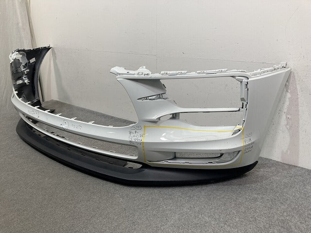 マカン 95B 純正 フロント バンパー 95B.807.221 95B807061M ホワイト C9A ポルシェ(147316)