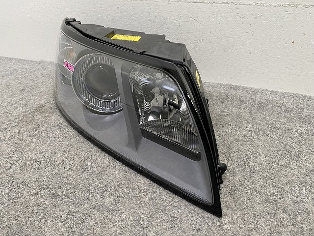 新品!V50 MB系 純正 右 ヘッドライト/ランプ ハロゲン AL Automotive Lighting 31335228 V31335228 ボルボ(147317)