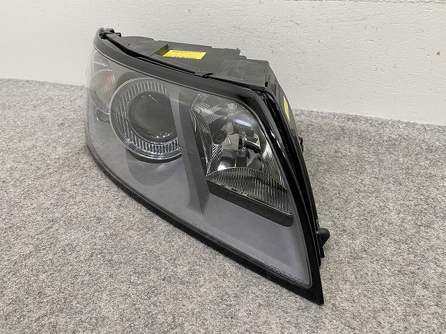 新品!V50 MB系 純正 右 ヘッドライト/ランプ ハロゲン AL Automotive Lighting 31335228 V31335228 ボルボ(147318)