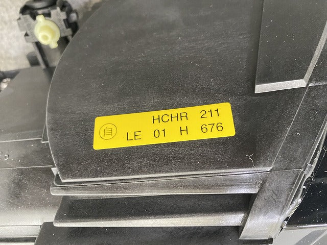 新品!V50 MB系 純正 右 ヘッドライト/ランプ ハロゲン AL Automotive Lighting 31335228 V31335228 ボルボ(147318)